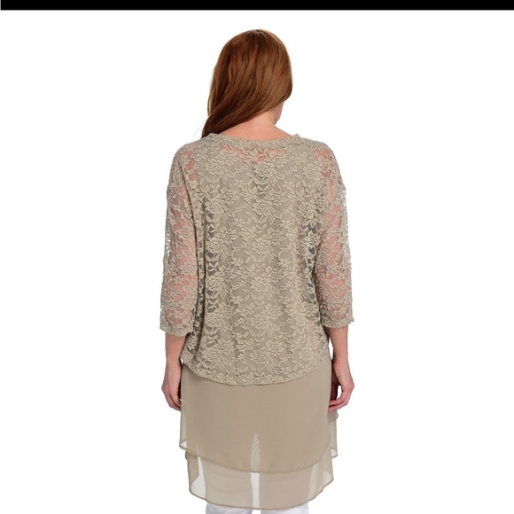 Kate & Mallory lace & chiffon triple layer tunic - Picture 2 of 9